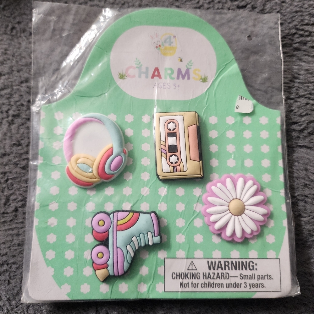 Bullseye Girls Flower Rollerblade Easter Basket/Shoe Charms. New.